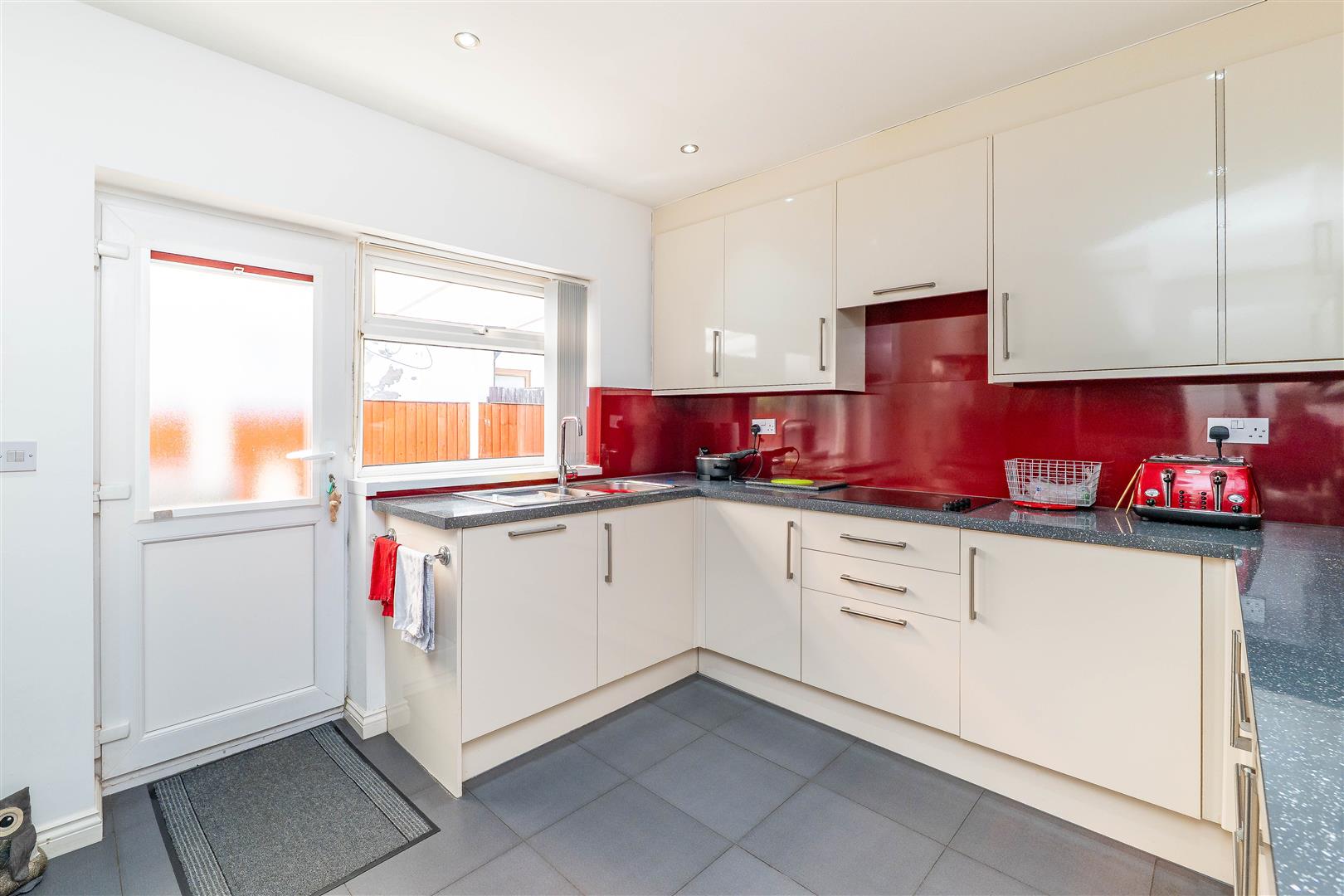 3 bed property in Baytree Road, Chorley
